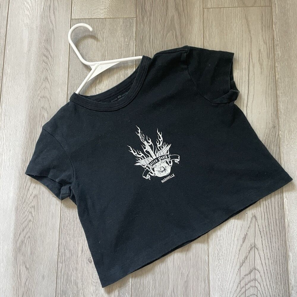 Brandy Melville Tshirt nashville botten douth crop top womens Black (one size)